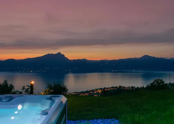 Lägenhet La Terrazza Sul Garda Torri Del Benaco