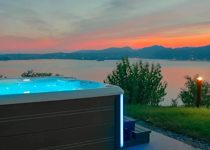 La Terrazza Sul Garda توري ديل بيناكو